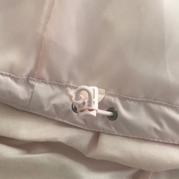 SOLD 🌸 Resolve Jacket - Picture 6 of 6